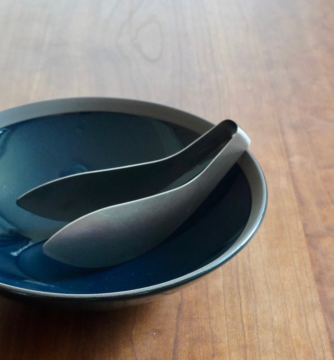 盛鉢(宵) /紺 20.5cm×H5.8cm