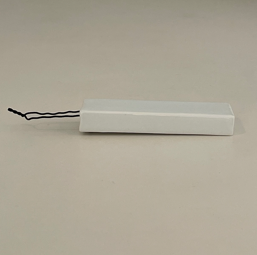 壁掛け花器(細タイプ)白磁
